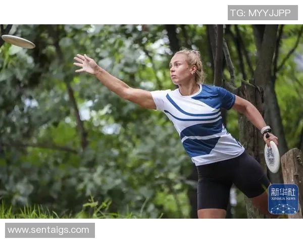 成都飞盘队在世界街舞大赛中的节奏表现精彩点评与分析