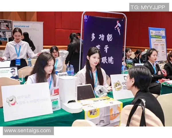 滑板人生的深度对话：杨娜如何在挑战中追寻梦想与自由